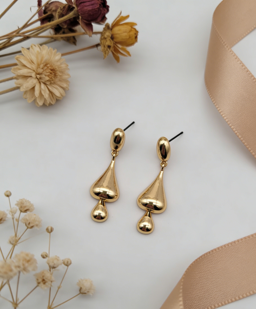 TEARDROP SHAPE DANGLE EARRINGS
