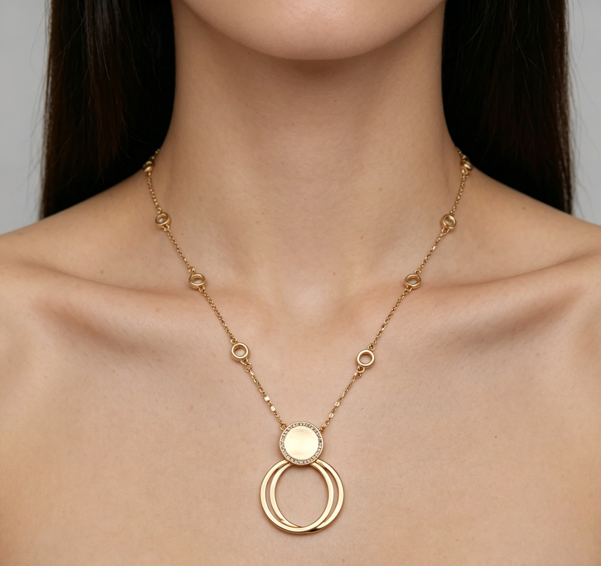 CHAIN PENDAN NECKLACE
