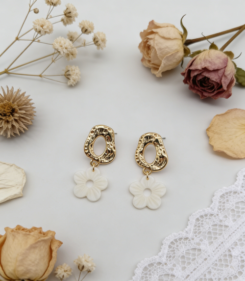 FLOWER DANGLE EARRINGS
