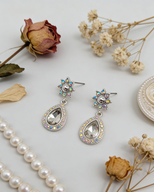 TEARDROP WITH AB STONES