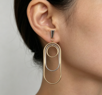 OVAL SHAPE DANGLE EARRING